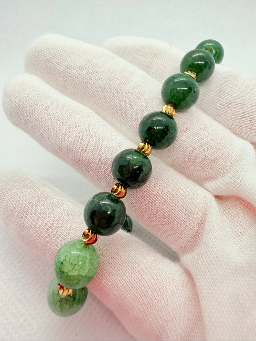 Green Agate Bead Stretch Bracelet with Gold Accents